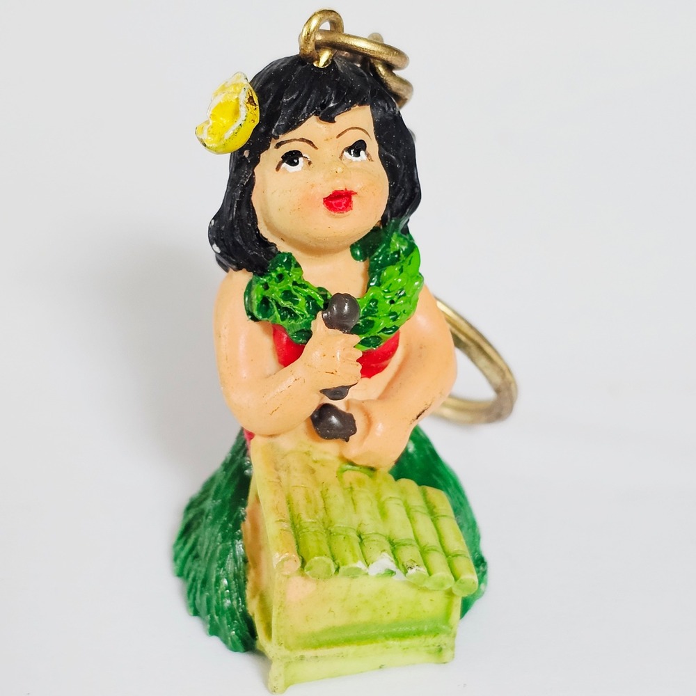 Vintage Hula Girl Keychain Hawaiian Souvenir Resin Figurine Tropical Beach